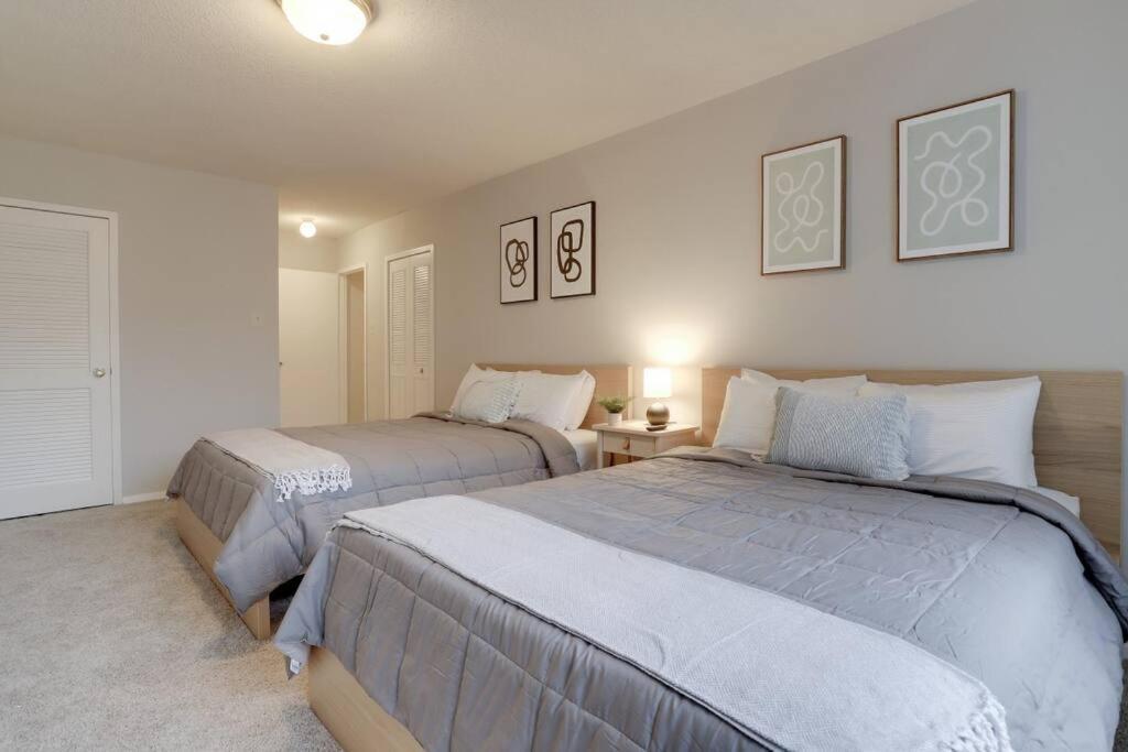 Elegant Apartment W Views At Crystal City Arlington Exterior foto